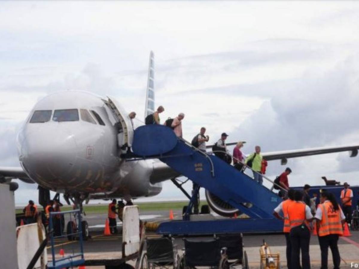 Honduras habilitará vuelos domésticos con Guatemala