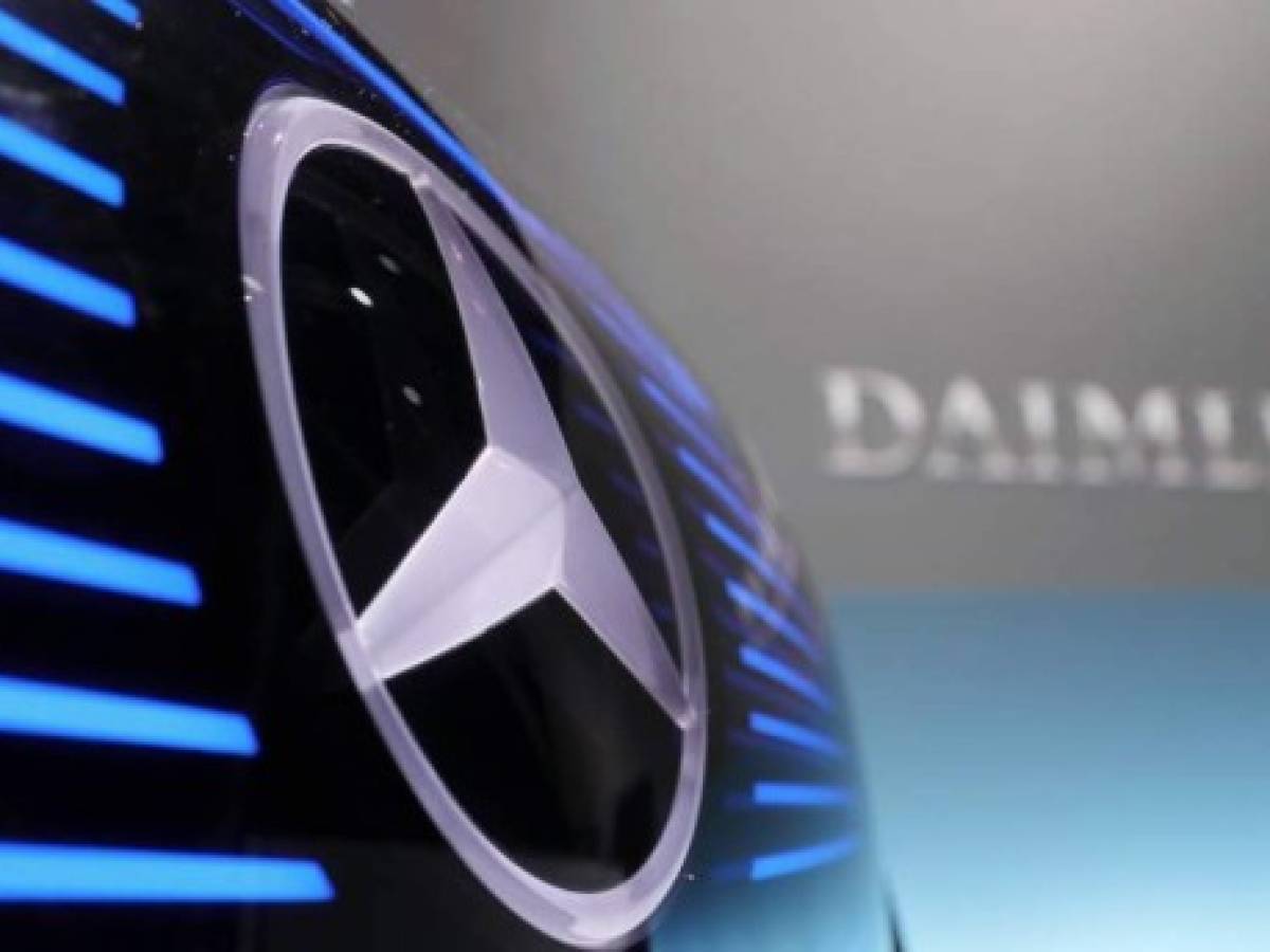 Daimler tendrá que pagar una multa de US$956 millones por escándalo de emisiones