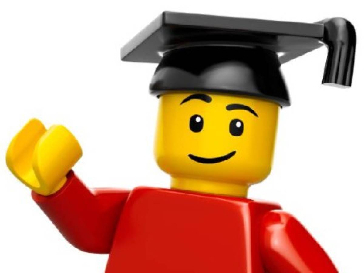 Universidad de Cambridge nombra a su primer 'profesor Lego'
