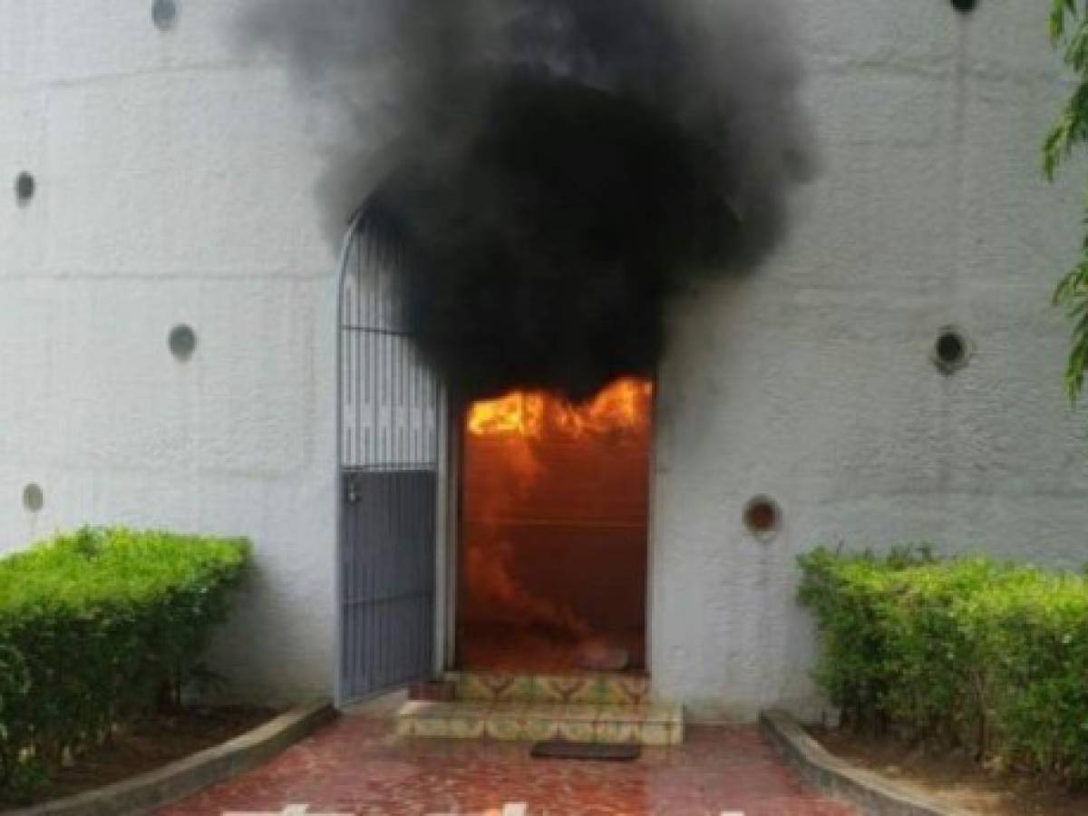 Nicaragua: Atentado con bomba molotov daña imagen venerada por católicos