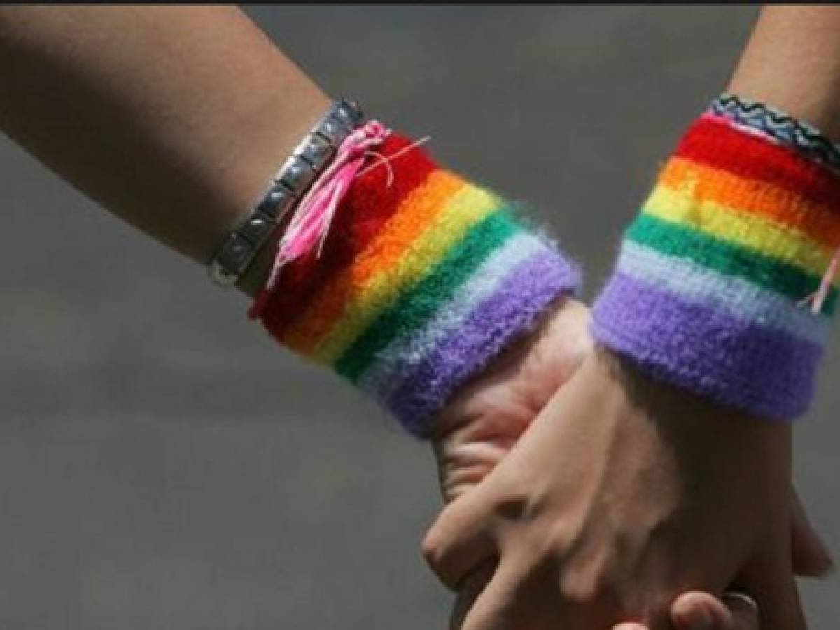 Costa Rica: primera pareja homosexual se inscribe en Seguro Social
