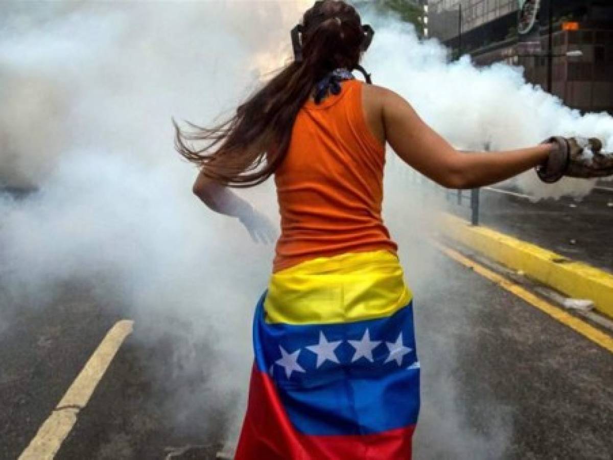 EE.UU. podría aplicar 5 sanciones más a Venezuela
