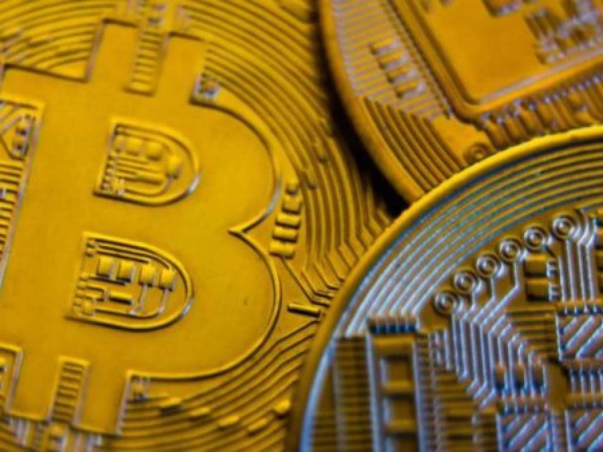 El valor del bitcóin supera los US$50.000 por primera vez desde mayo