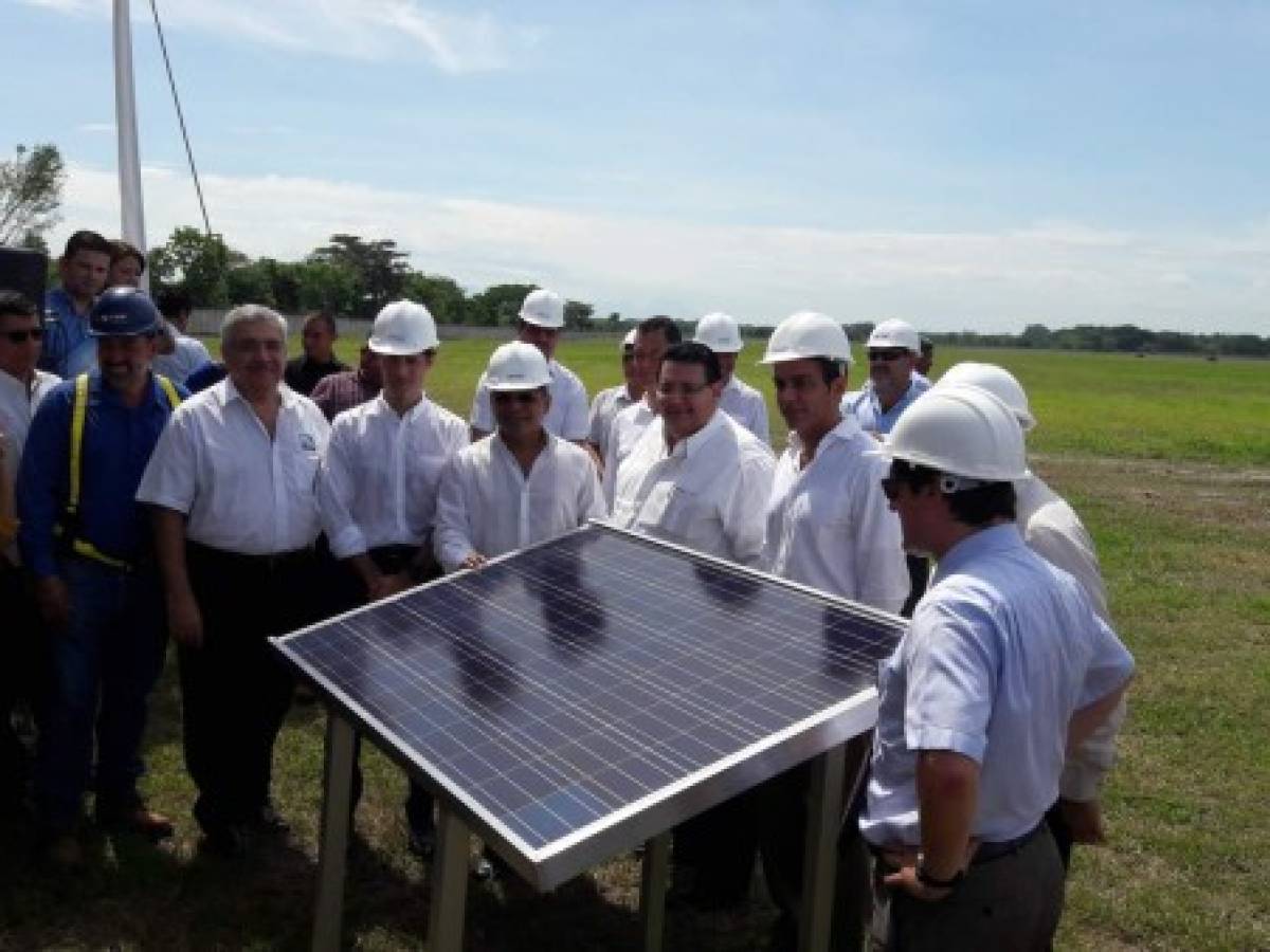 Neoen invierte US$151 millones en generadora fotovoltaica en El Salvador