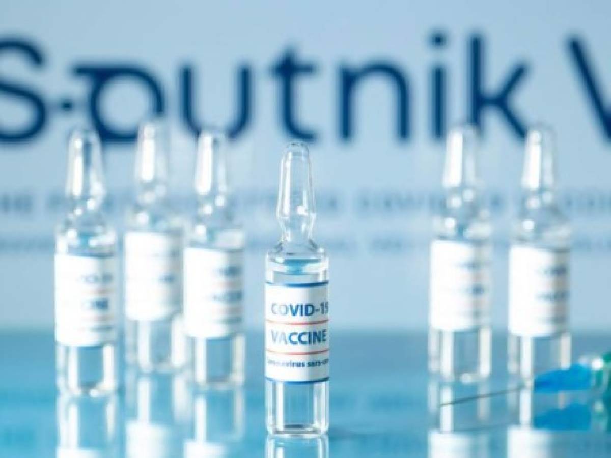 Sputnik V: cuál es su efectividad, cómo funciona y qué peculiaridades tiene la vacuna rusa