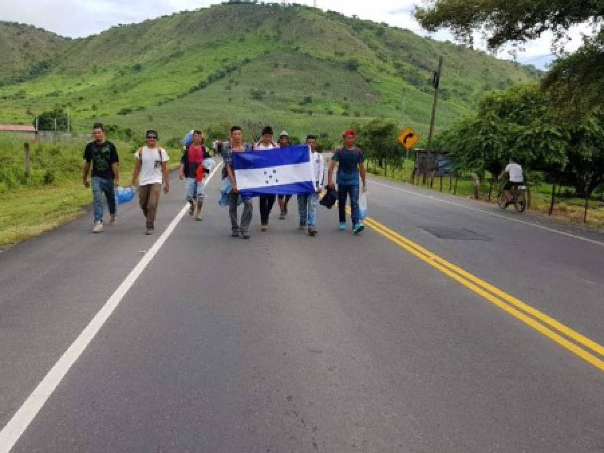 Trump advierte a El Salvador y a Guatemala sobre caravana de migrantes