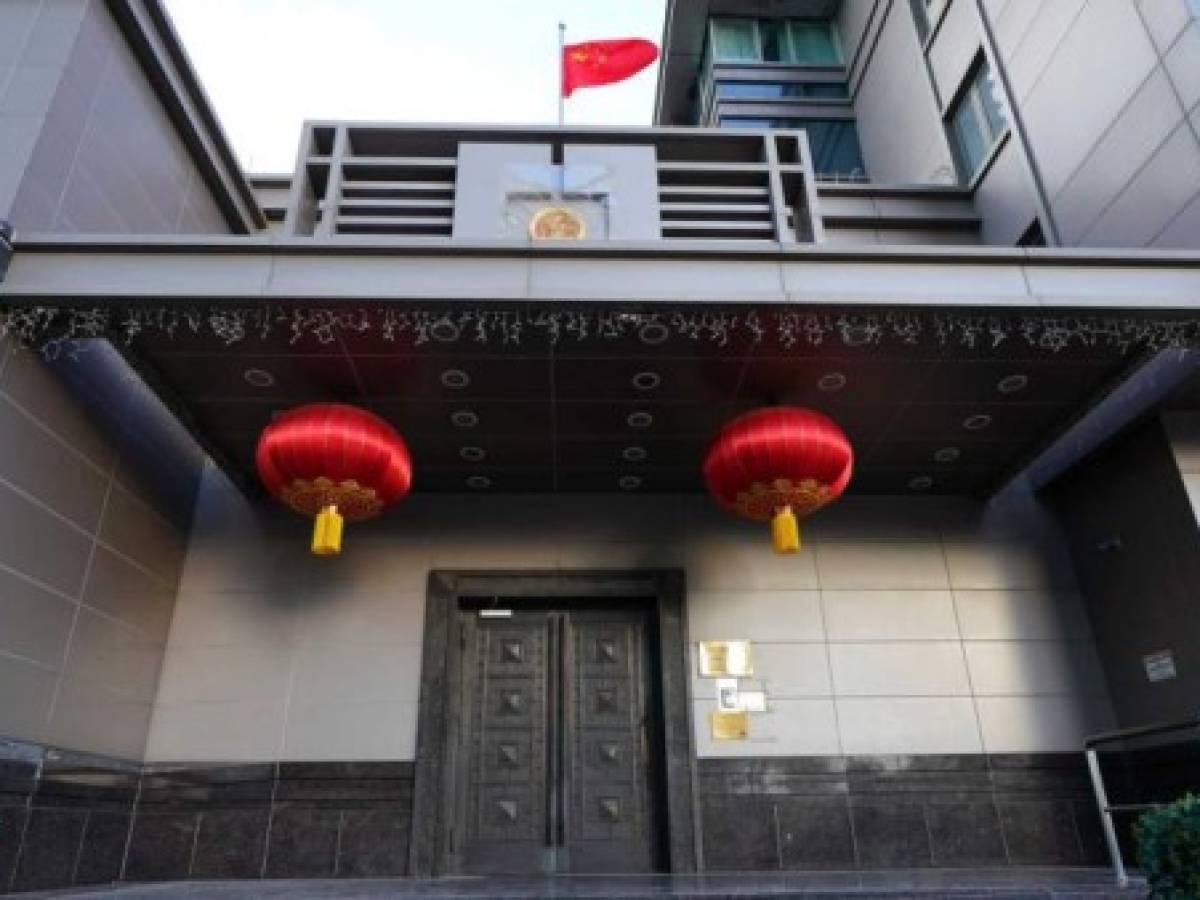 China promete represalias contra EE.UU. por orden de cierre de consulado en Houston