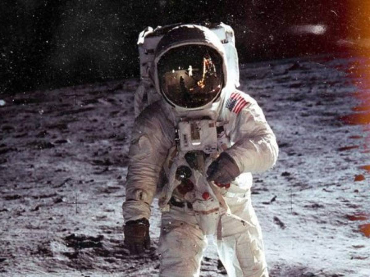 Apolo 11, un giro en la historia de las 'fake news'