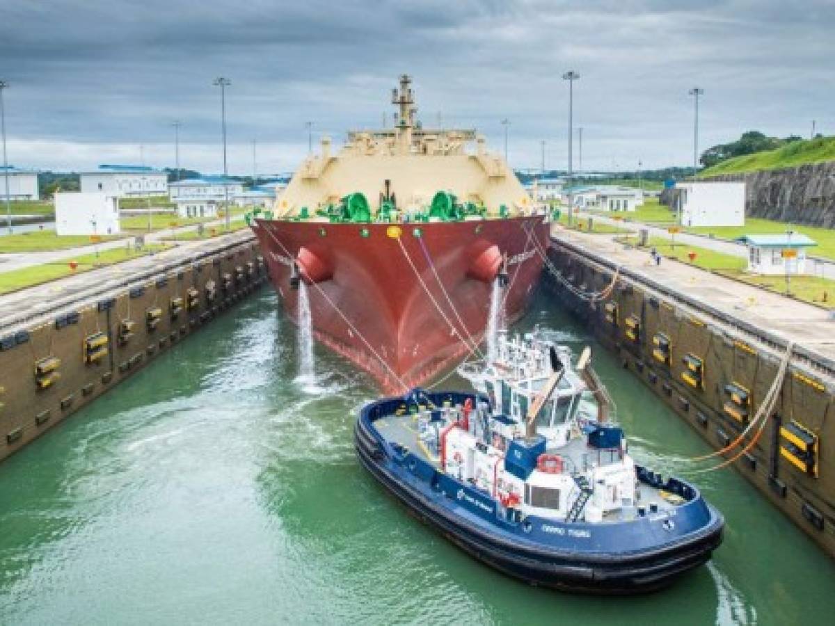 Repunte de actividad en canal Panamá ilusiona a comercio mundial