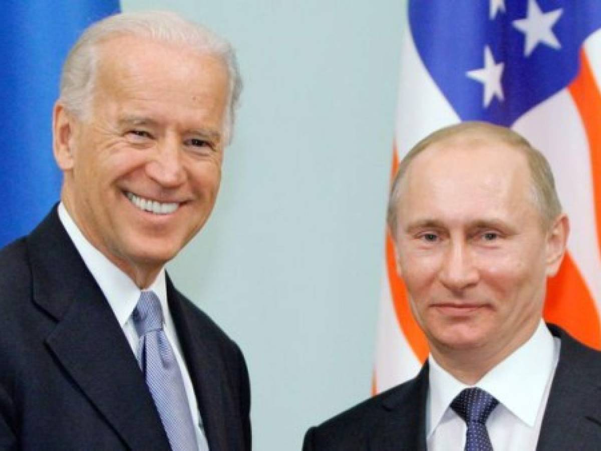 EEUU y Rusia acuerdan regresar a embajadores a sus consulados