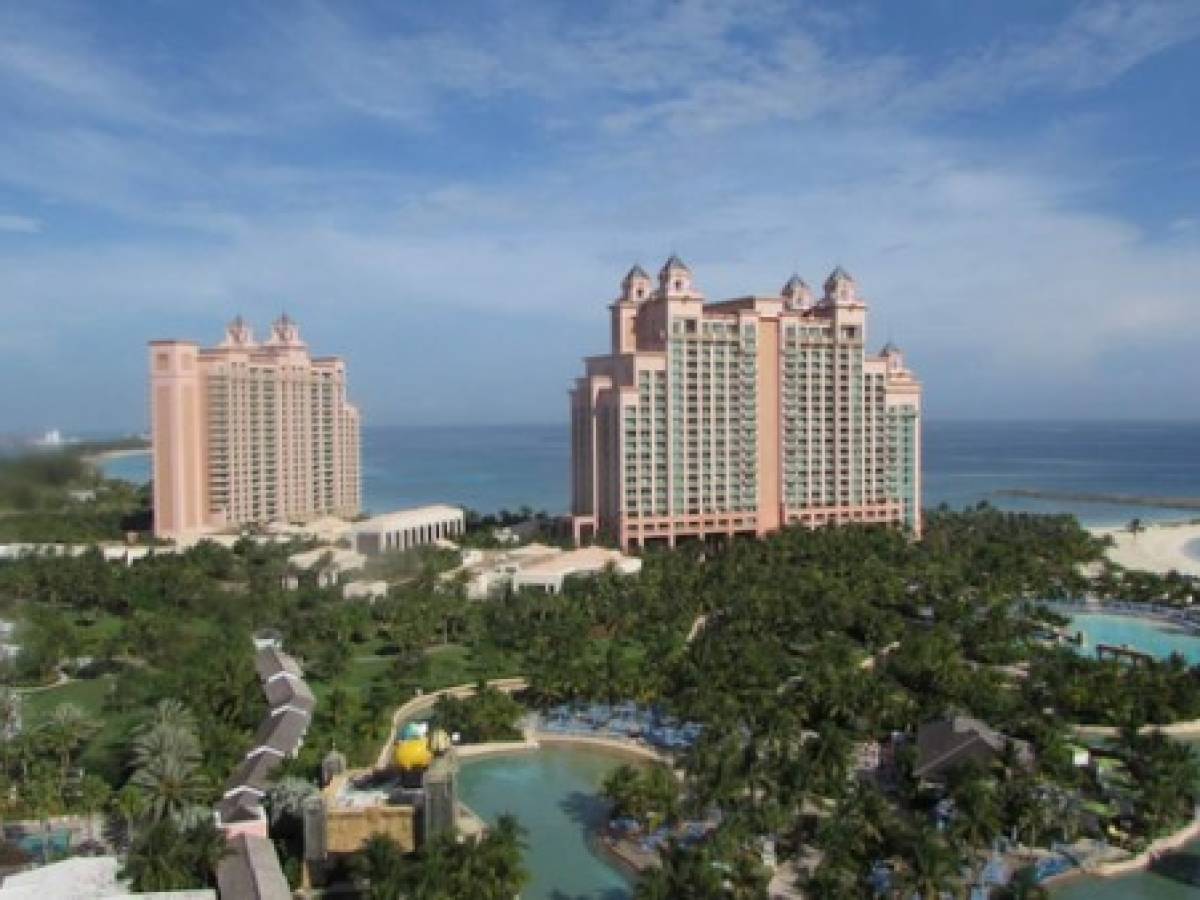 La mayoría de hoteles del Caribe están abiertos a pesar de los huracanes