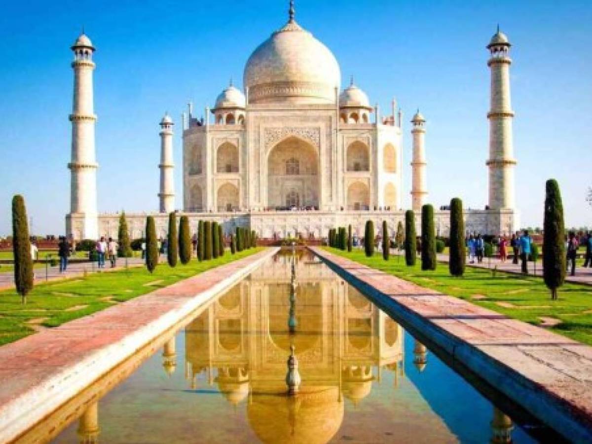 Taj Mahal reabre para los turistas mientras India alivia las restricciones por Covid-19