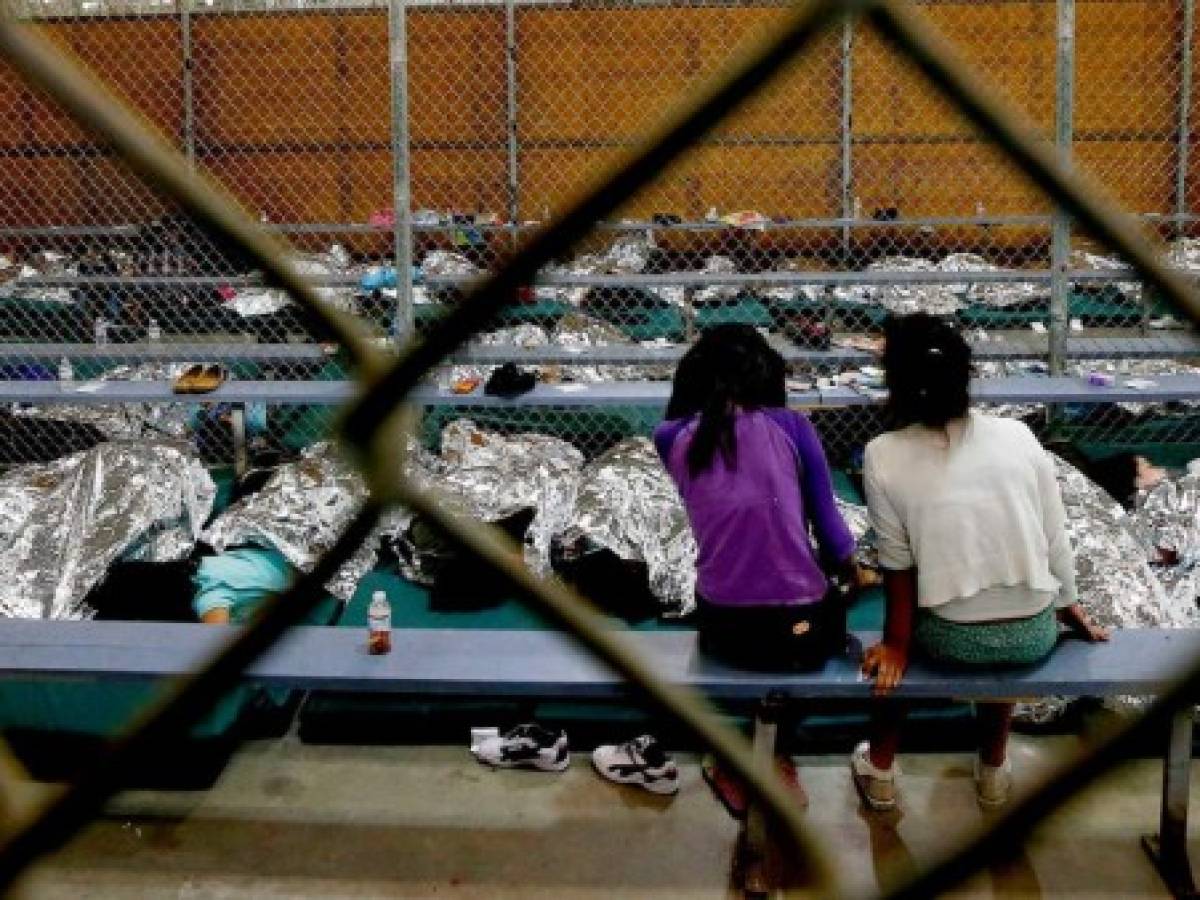 EE.UU. elimina el derecho a fianza para migrantes que cruzan la frontera para pedir asilo