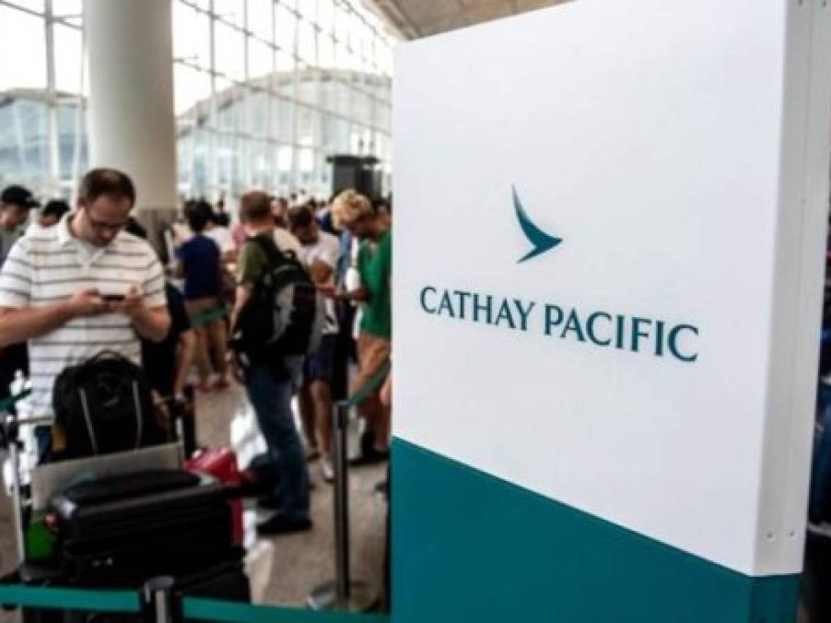 Responsable de Cathay renuncia ante protestas de Hong Kong