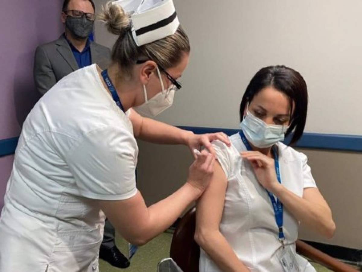 Costa Rica anuncia obligatoriedad de vacunación contra coronavirus para empleados públicos