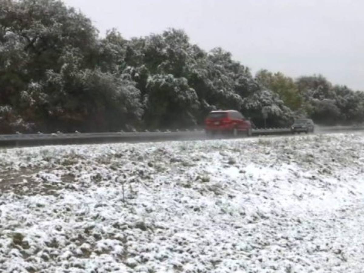 Pánico en sur de Estados Unidos ante sorpresivas nevadas