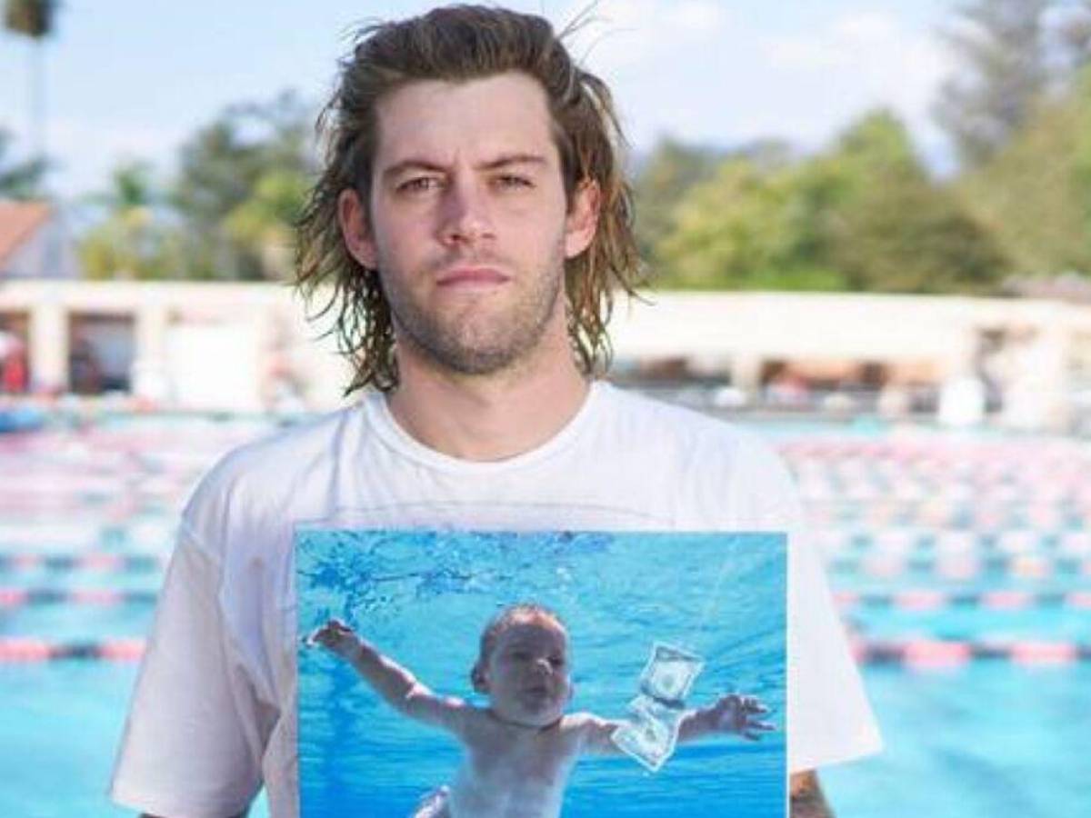 Joven que apareció de bebé en el álbum de Nirvana pierde demanda contra la banda por pornografía infantil Joven que apareció de bebé en el álbum de Nirvana pierde demanda contra la banda por pornografía infantil