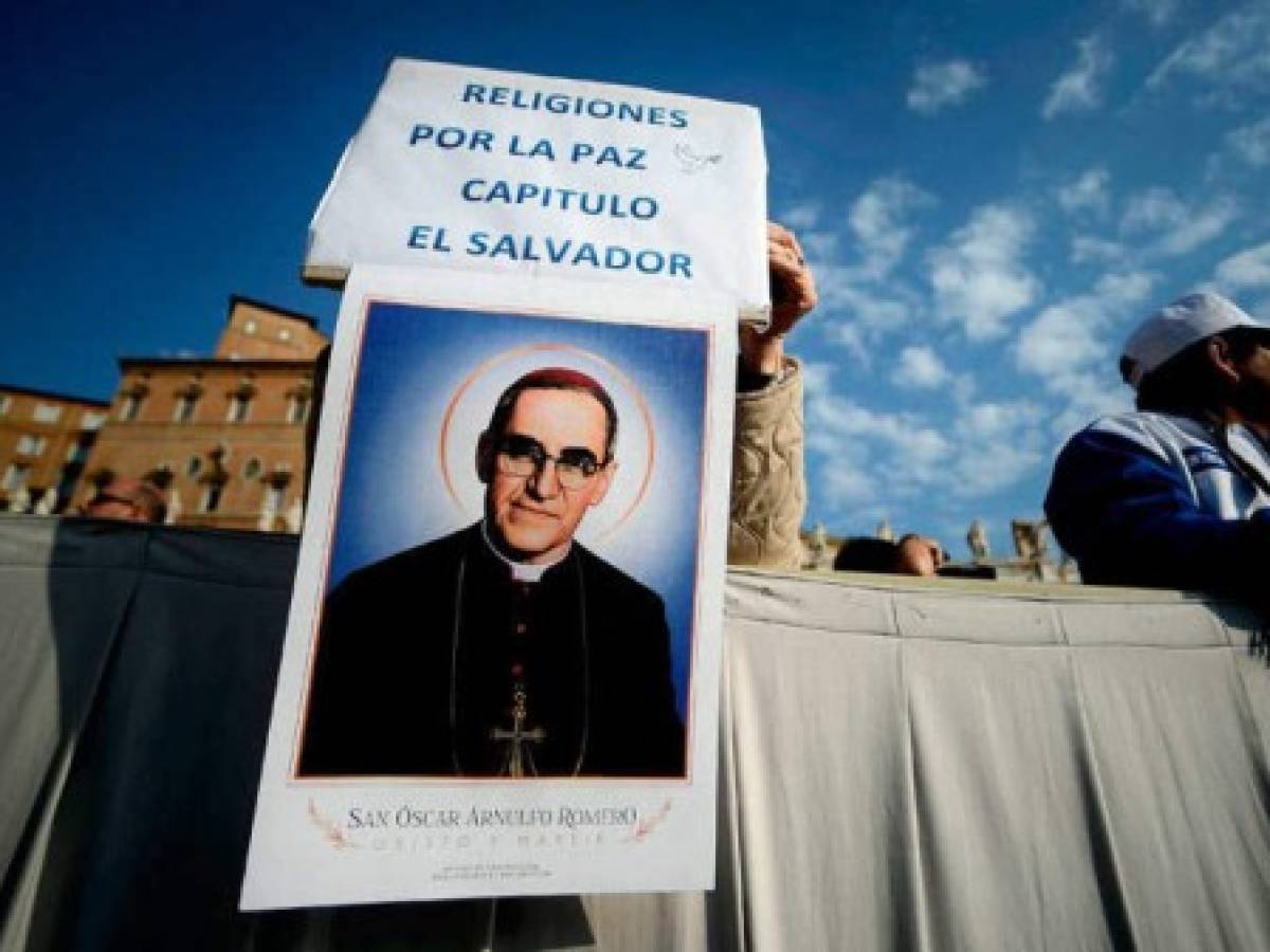 'Que San Romero interfiera para que cese la violencia en El Salvador'