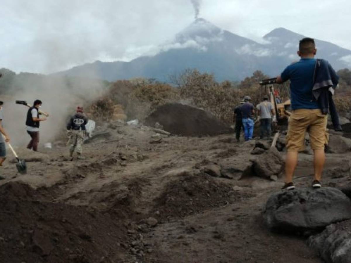 Finaliza búsqueda de desaparecidos tras erupción de volcán en Guatemala