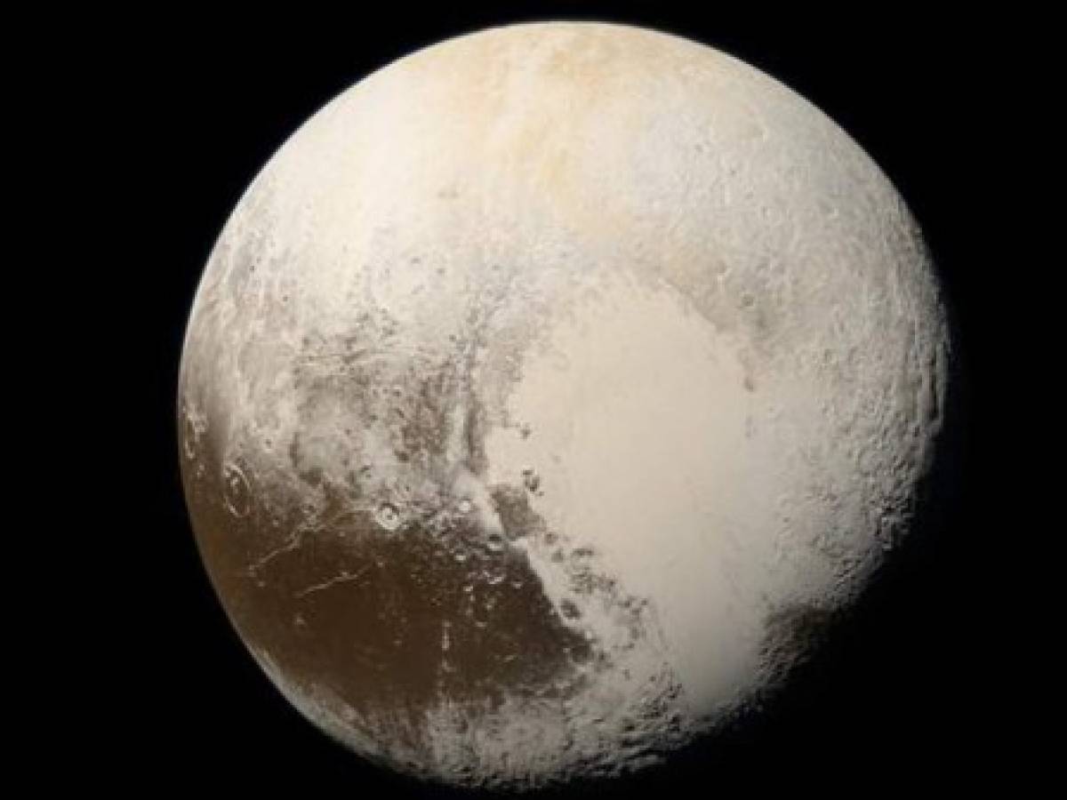 ¿Por qué se dice que Plutón podría tener mar?