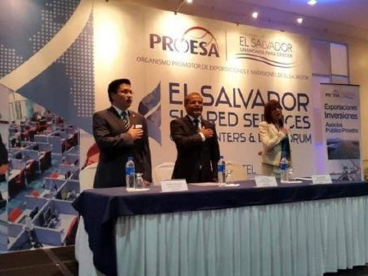 El Salvador: Call Centers piden más profesionales bilingües