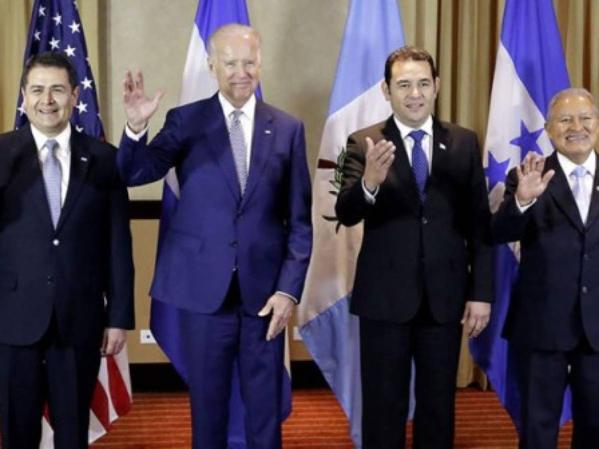 El Salvador: Congreso EE.UU. pide lucha anticorrupción a cambio de fondos