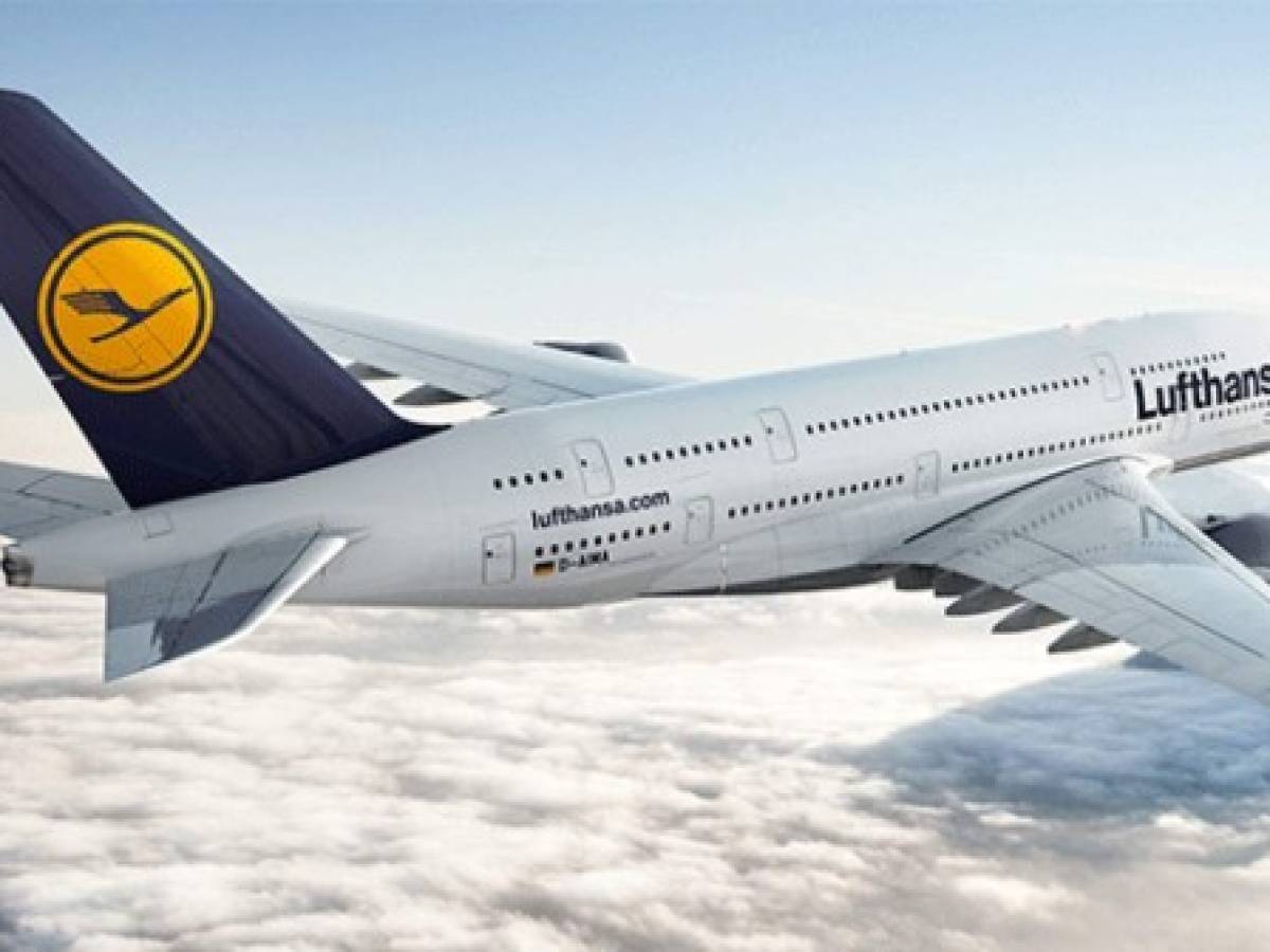 Lufthansa prolonga la suspensión de sus vuelos a Pekín y Shanghai por coronavirus