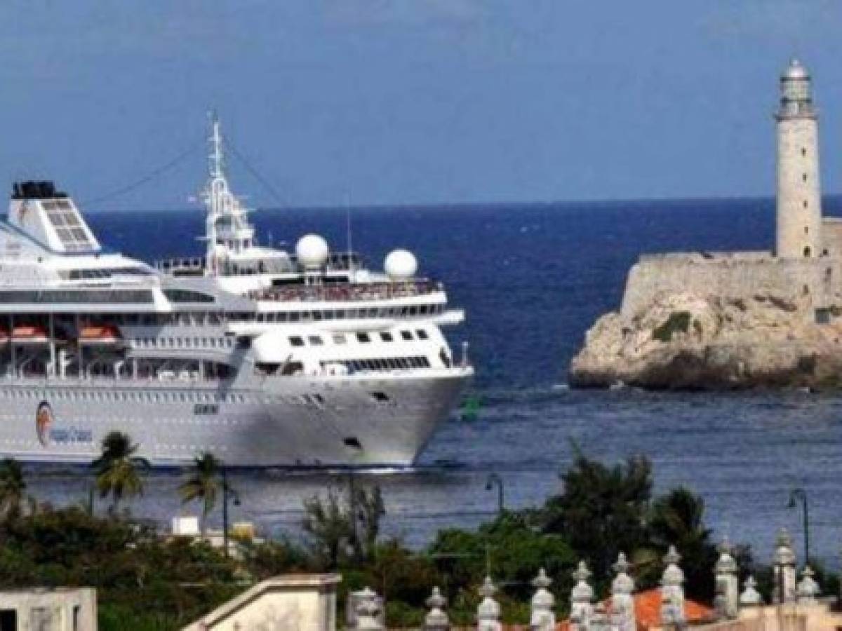 EE.UU. autoriza servicios de ferry con pasajeros a Cuba