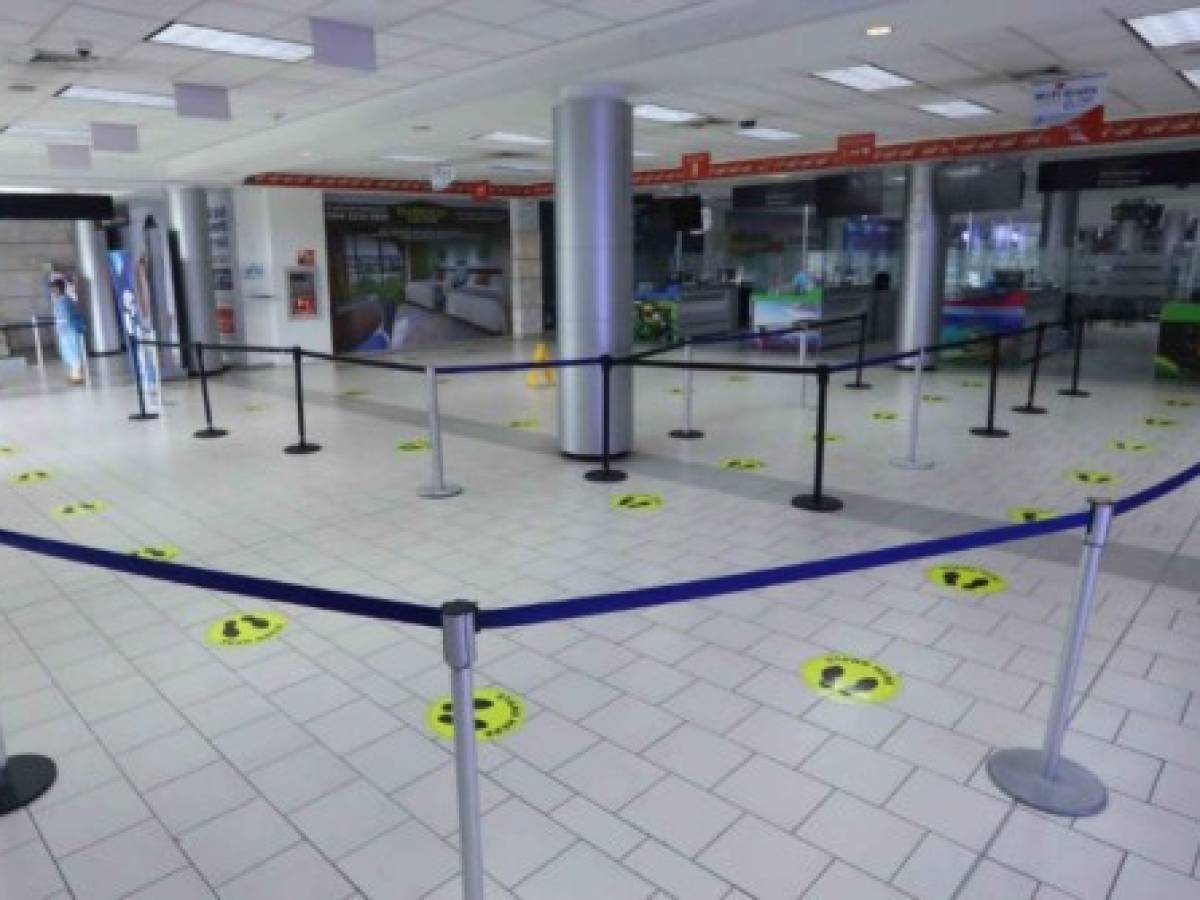 Honduras reabre aeropuertos para vuelos internos tras cierre por covid-19