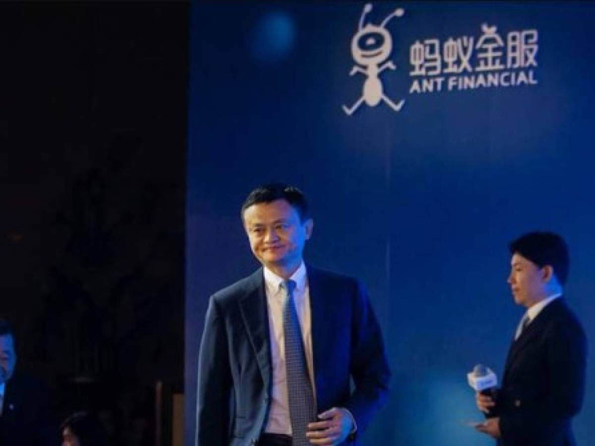 Visa, Mastercard y American Express están a punto de ingresar a China por primera vez, pero una de sus mayores amenazas competitivas vendrá de una compañía que no emite tarjetas de crédito, fundada por Jack Ma. Visa, Mastercard y American Express están a punto de ingresar a China por primera vez, pero una de sus mayores amenazas competitivas vendrá de una compañía que no emite tarjetas de crédito, fundada por Jack Ma.