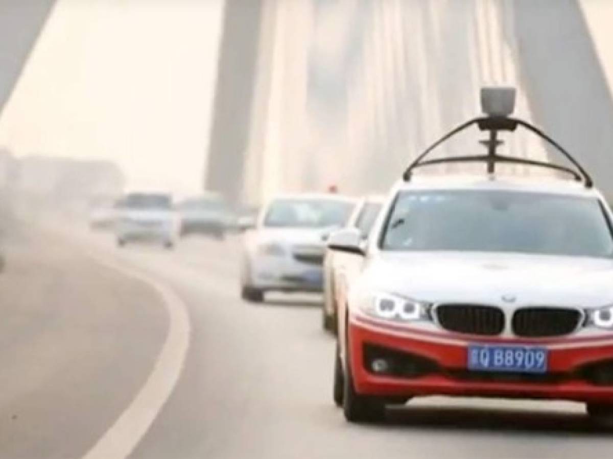 BlackBerry y Baidu se asocian para desarrollar vehículos autónomos