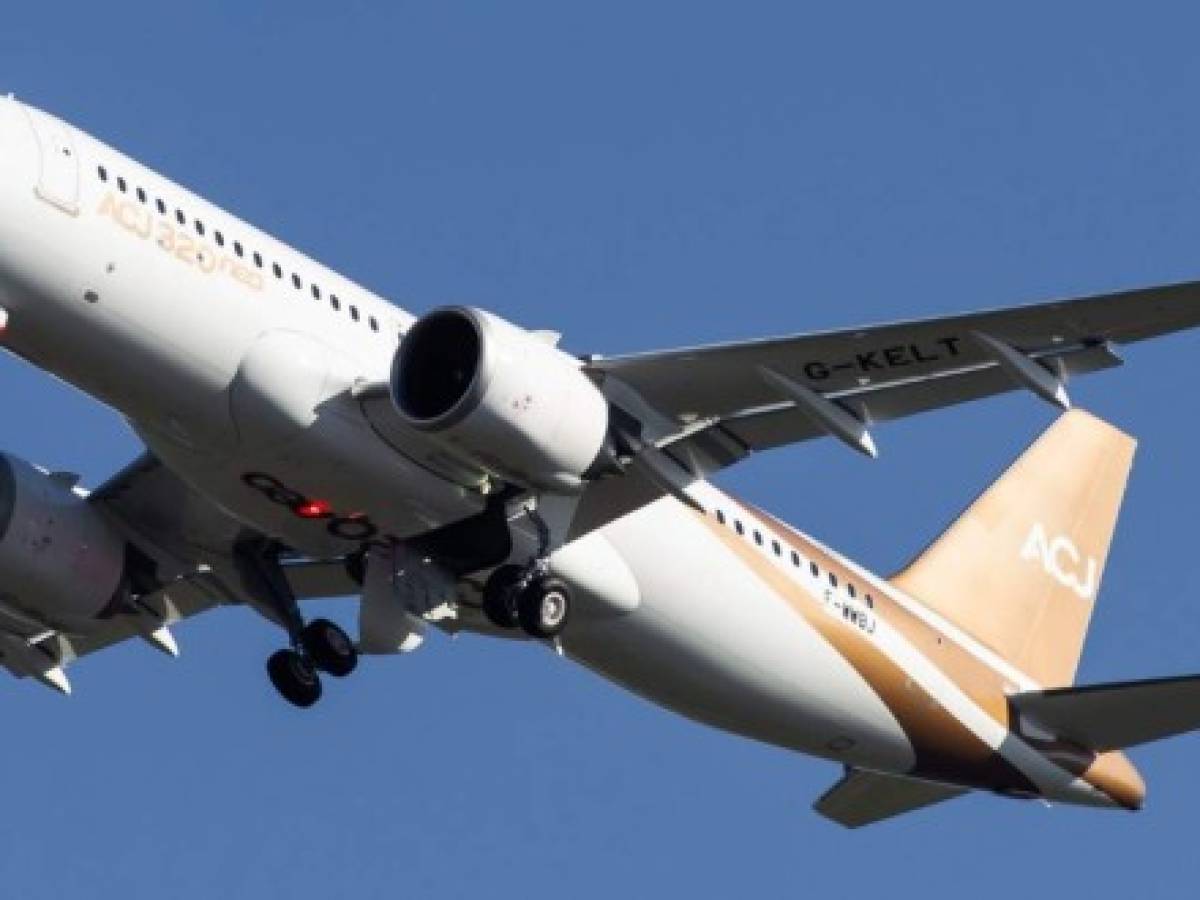 Lujoso avión de Airbus para pasajeros vip con dormitorio y cocina