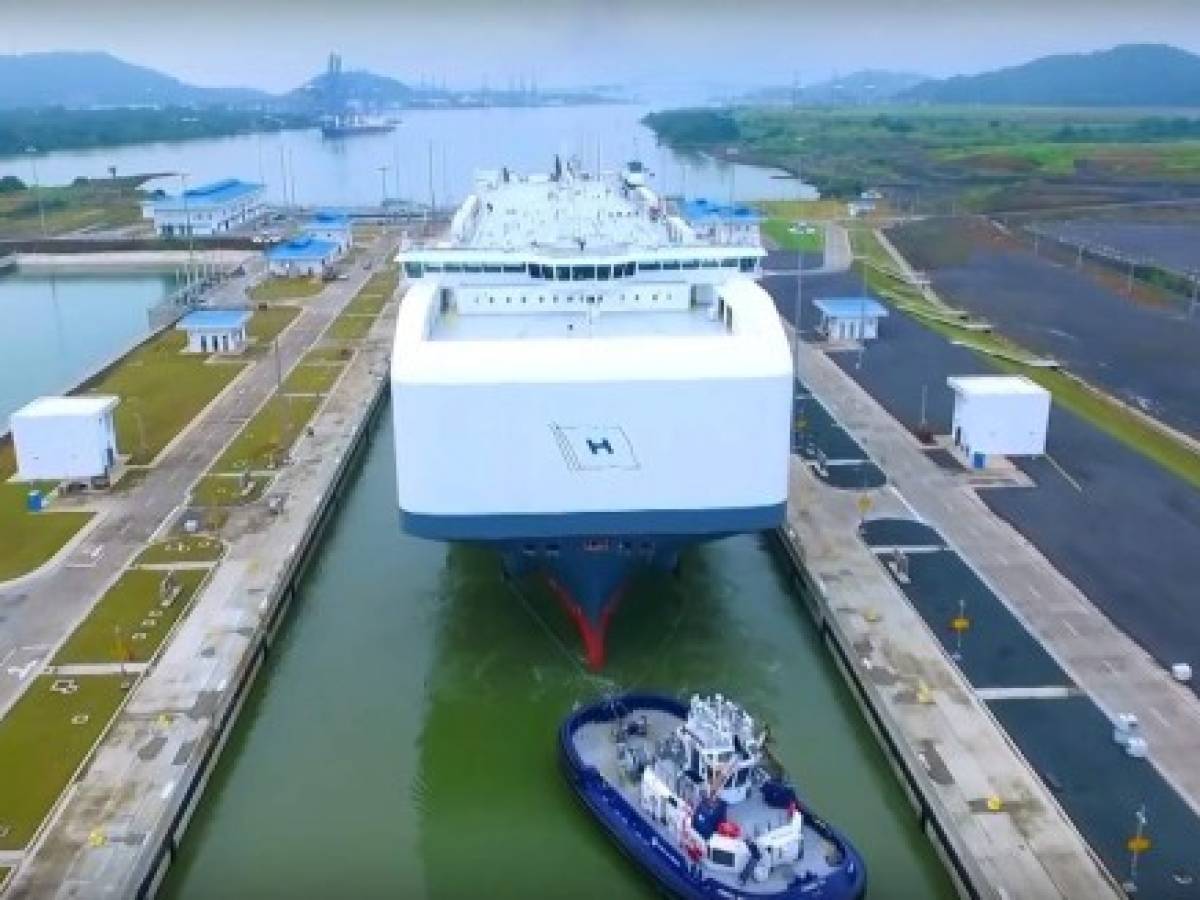 El Canal de Panamá comienza a cobrar por el uso de agua dulce