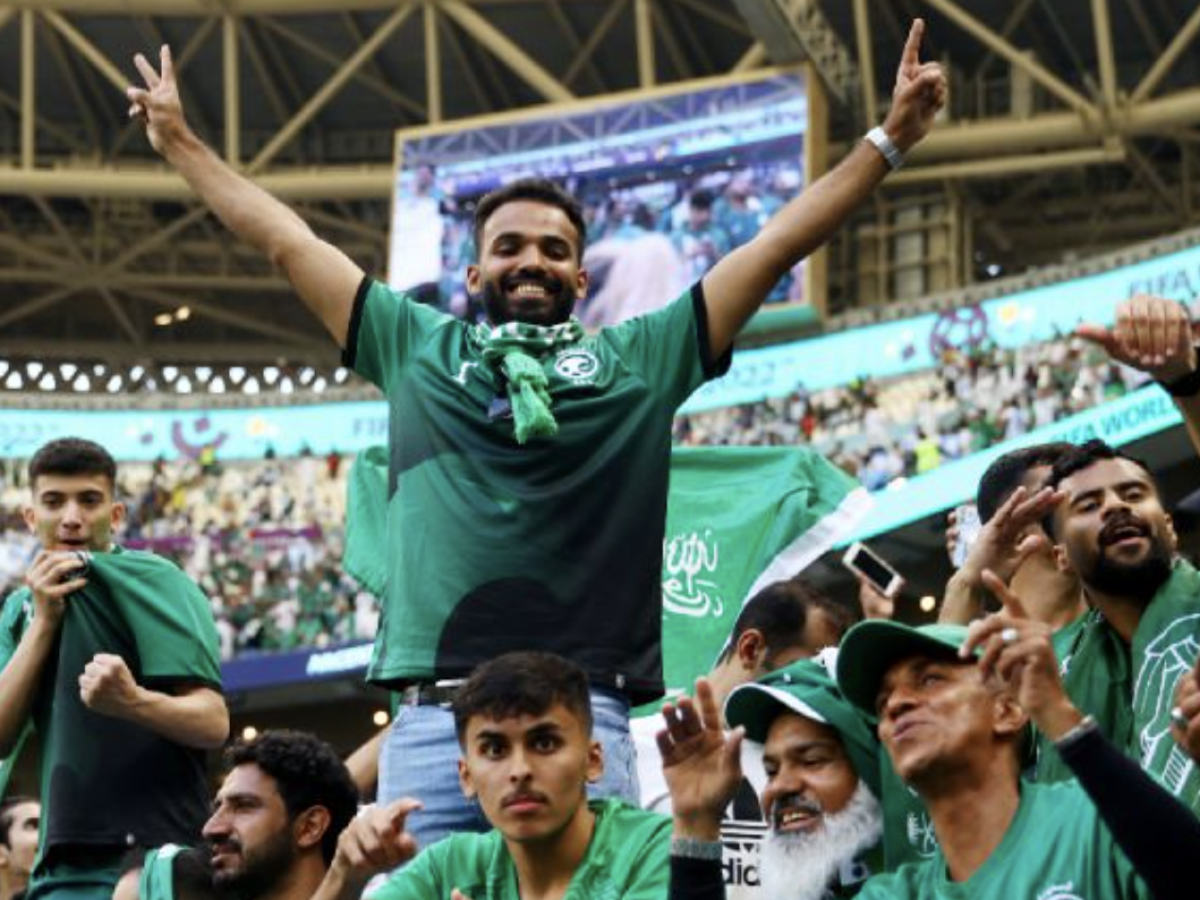 Rey saudita decreta feriado nacional tras victoria de la selección frente a Argentina Rey saudita decreta feriado nacional tras victoria de la selección frente a Argentina