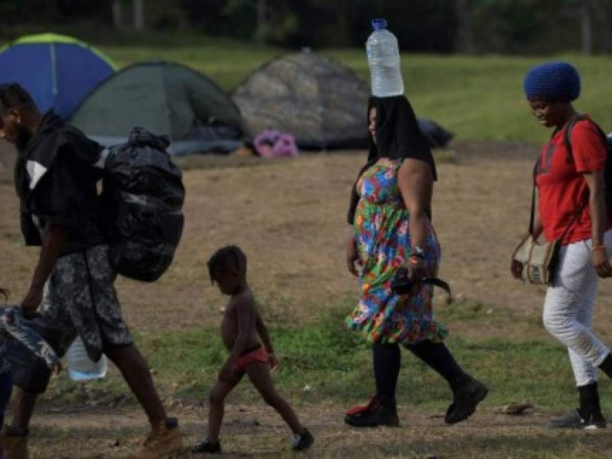 Guatemala: Abandonan a 75 migrantes caribeños que eran trasladados en Uber