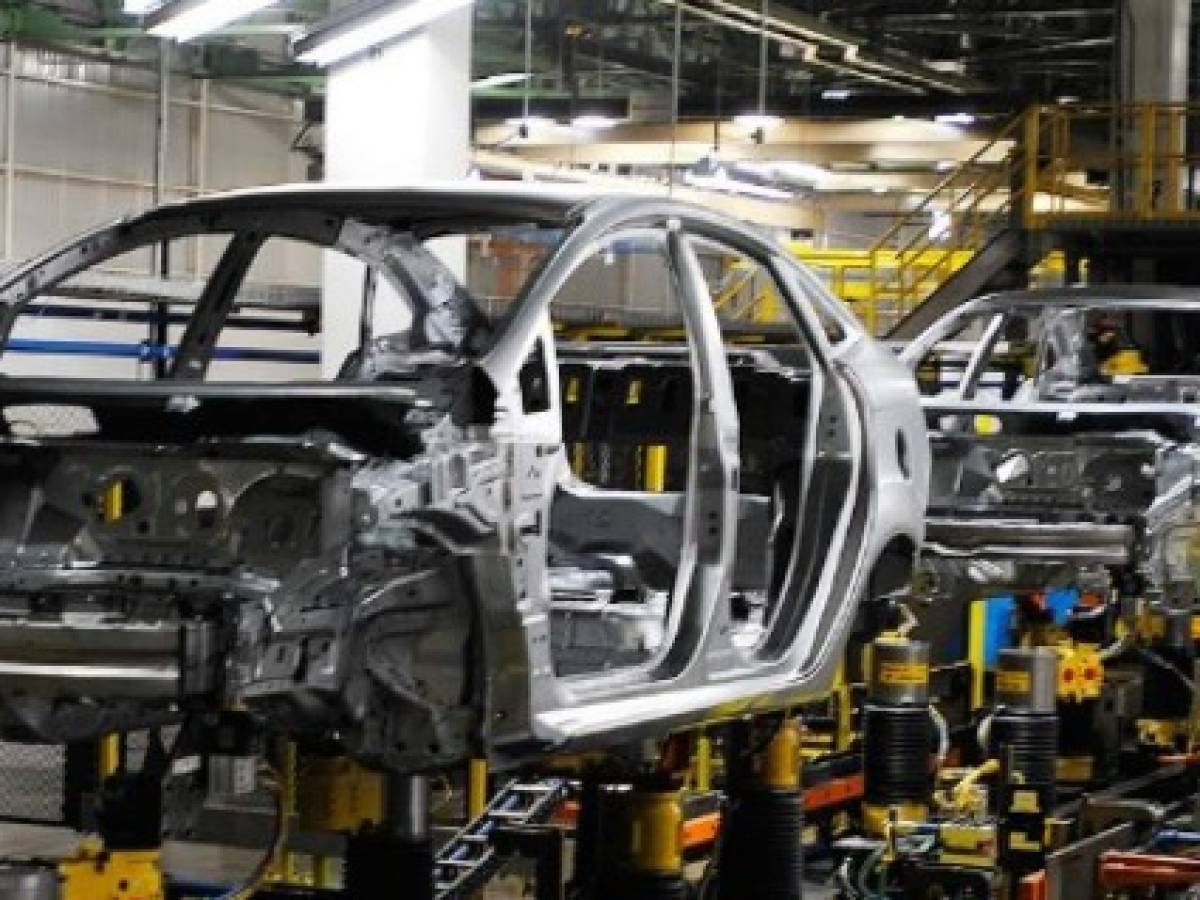Producción de autos de México se desploma 24,64% en marzo