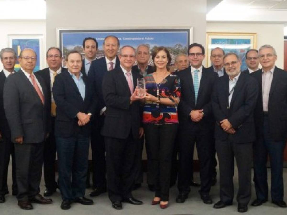 Grupo Lafise Bancentro recibe Premio Latinaoamericano de RSE
