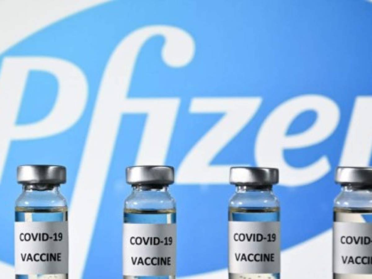 Pfizer detecta venta de vacunas COVID falsas en México