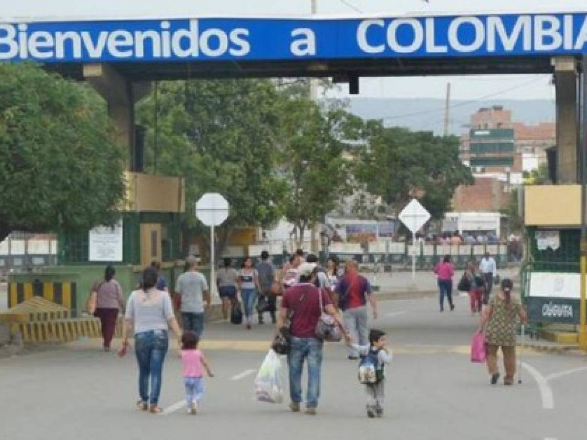 Panamá cierra temporalmente frontera con Colombia