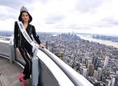 <i>NUEVA YORK, NUEVA YORK - 4 DE ENERO: Miss Universo Sheynnis Palacios visita el Empire State Building el 4 de enero de 2024 en la ciudad de Nueva York. FOTO Roy Rochlin/Getty Images para Empire State Realty Trust/AFPRoy Rochlin / GETTY IMAGES NORTEAMÉRICA / Getty Images vía AFP</i>