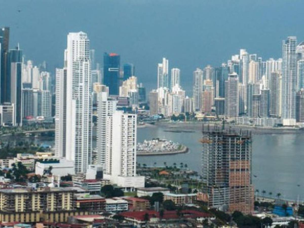 Panamá descarta críticas de opacidad contra comisión financiera