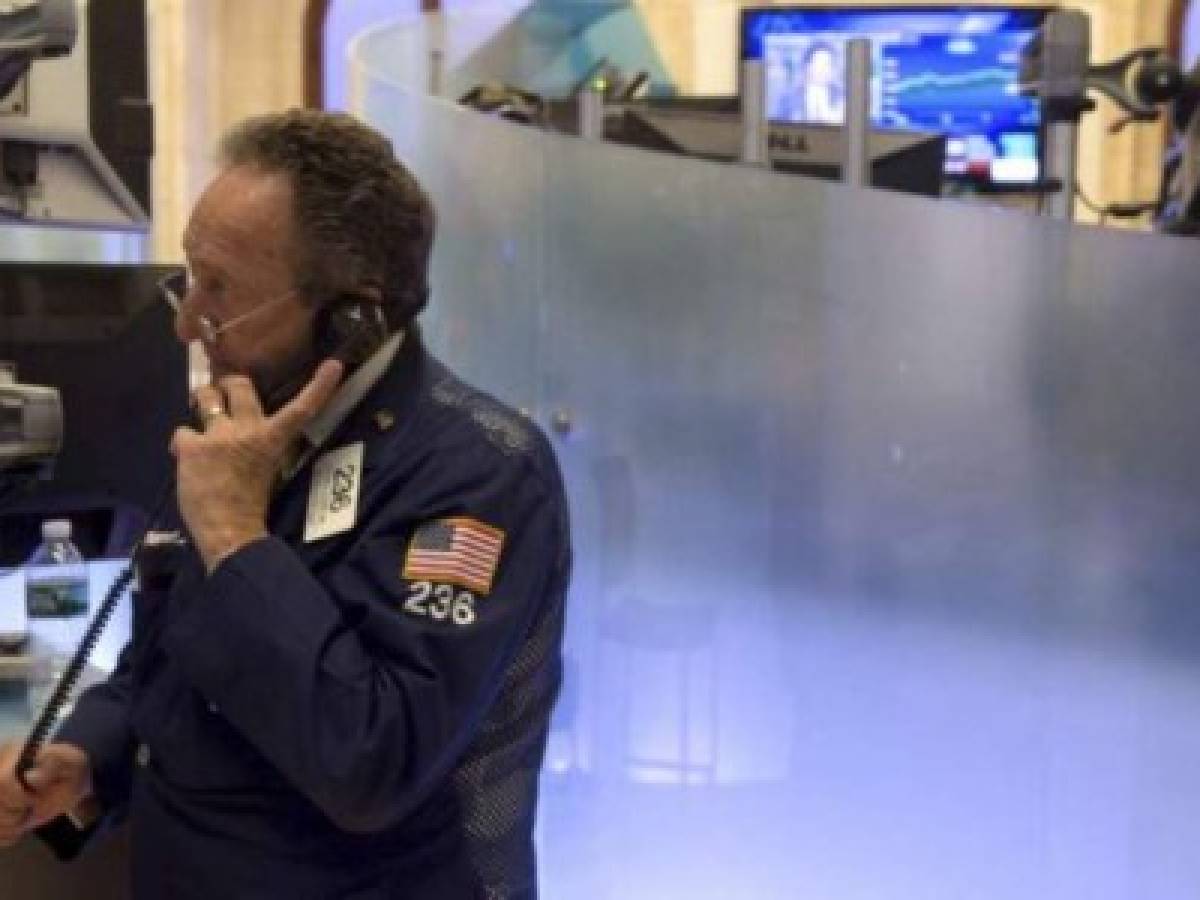 Wall Street opera con fuertes pérdidas por preocupación sobre Evergrande