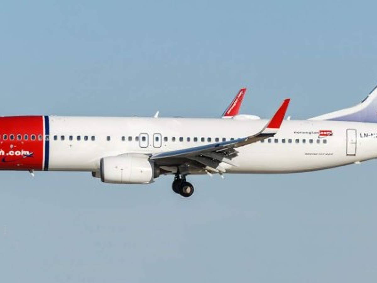Matriz de Iberia considera adquirir la totalidad de Norwegian Air