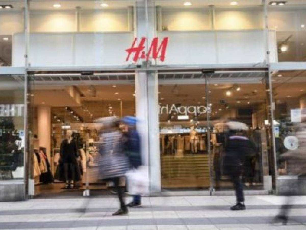 HyM cerrará tiendas y despedirá a más de 1.000 personas en España