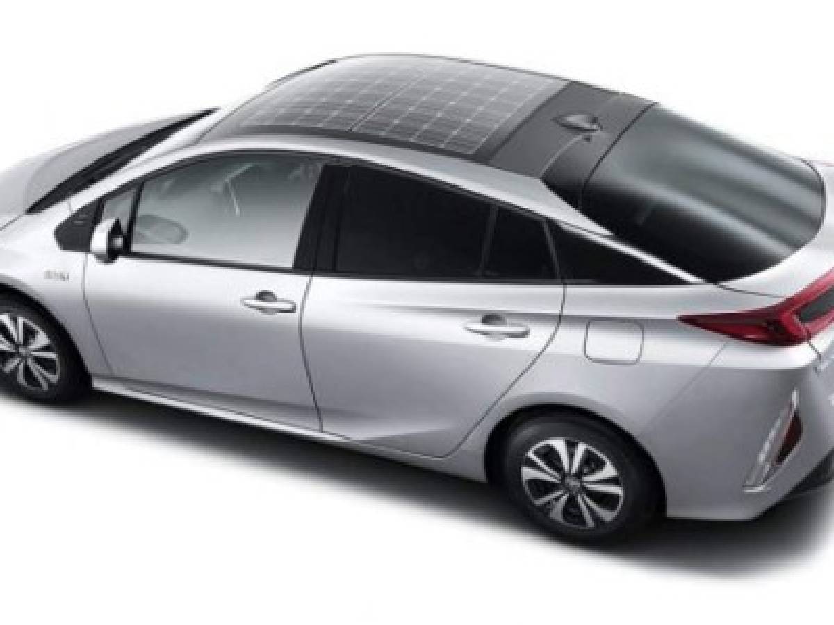 El Toyota Prius tendrá techo solar fotovoltaico Panasonic