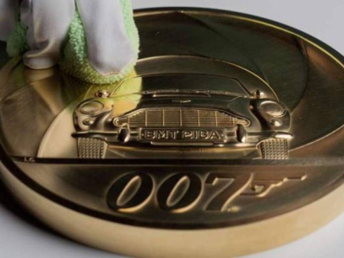 Moneda de 7.000 libras y 7kg conmemorará la 25ª película de James Bond