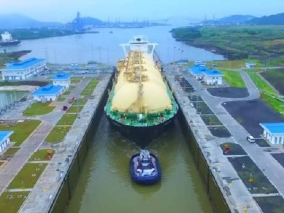 BID recomienda generar mayor actividad productiva fuera del Canal de Panamá