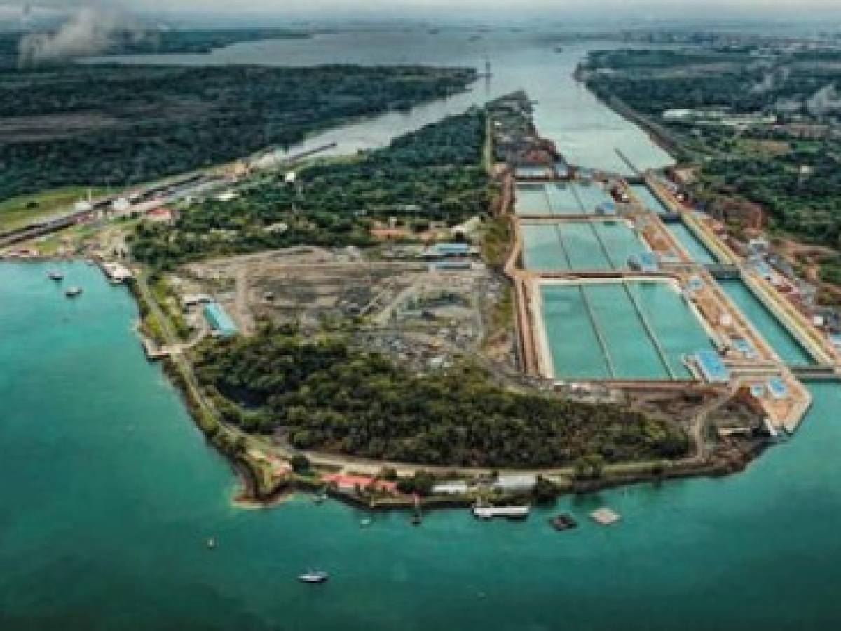 Canal de Panamá generará US$3.000 millones en ingresos