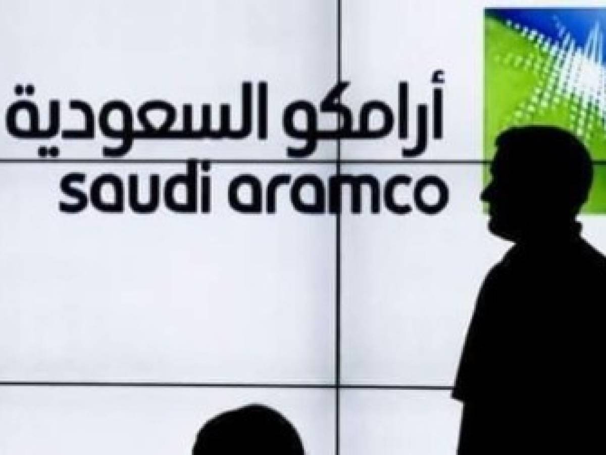 Saudi Aramco se 'queda corta' para su salida a Bolsa: no alcanza los US$2 billones