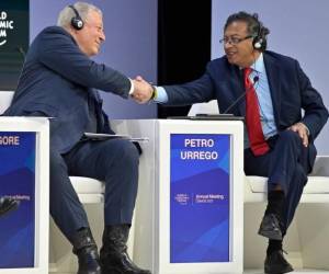 Davos 2023: Presidente colombiano critica el capitalismo